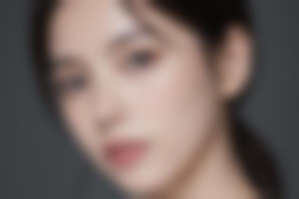 张秀英