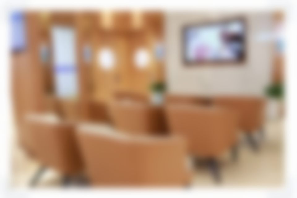 成都新桥口腔门诊部王旭东医生预约挂号