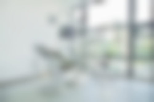 医生团队:陈志伟领衔,专注微创口腔技术