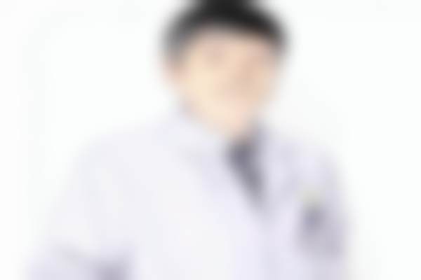 特色专科与核心项目:眼科与整形领域的专精服务